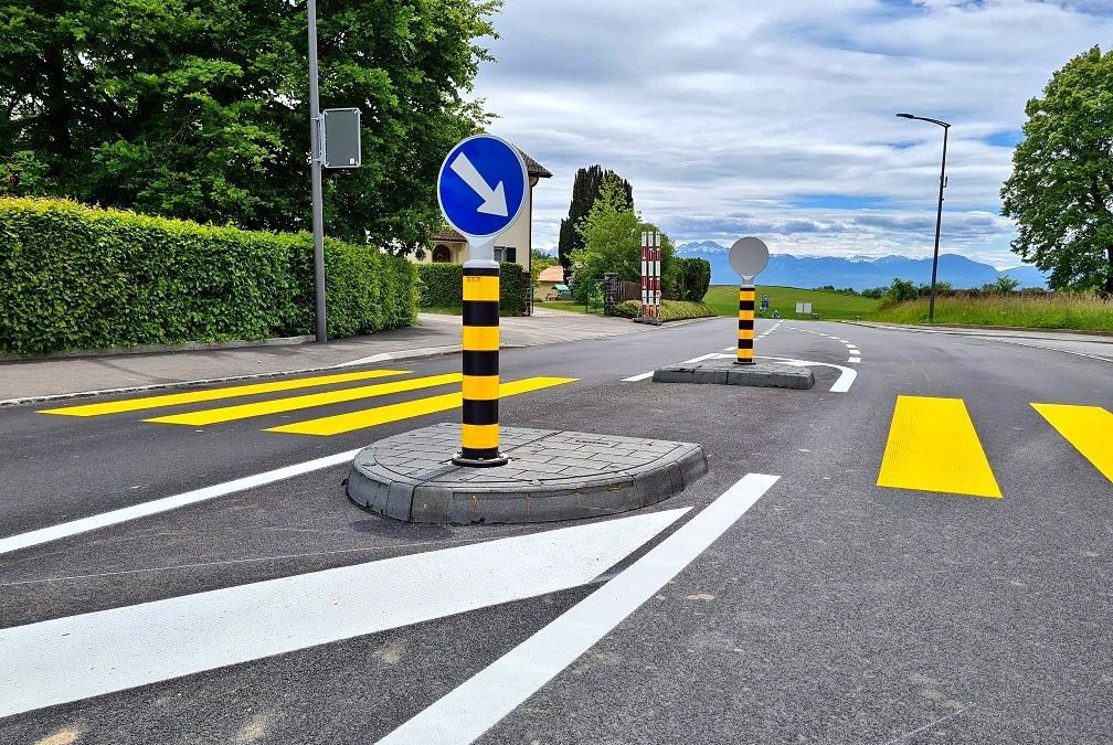 New Pedestrian Refuge Point In Switzerland