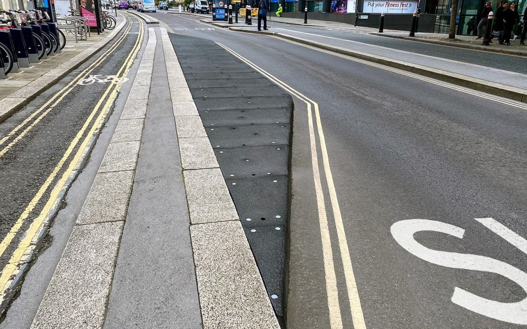 Chicane On Queen Victoria Street, London