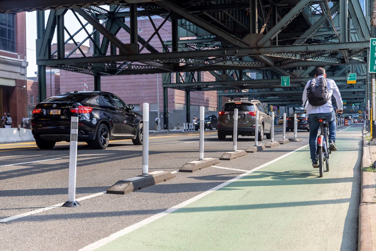 more-photos-from-new-york-city-of-our-narrow-cycle-lane-defenders